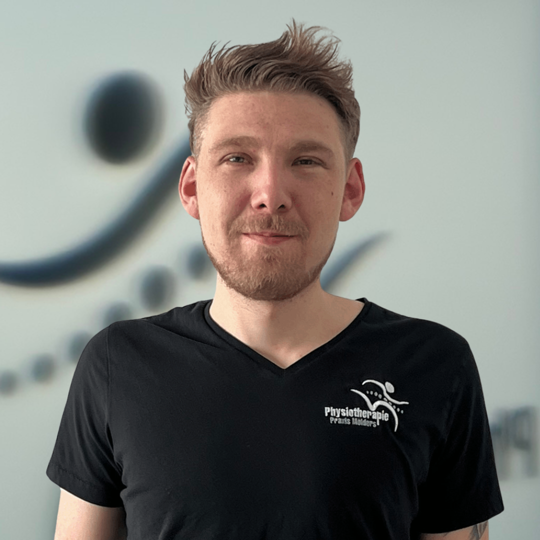 Marvin gehört zum Team von der Physiotherapiepraxis Mölders in Rott a. Inn